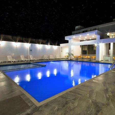 Cumbaza Hotel & Convenciones Tarapoto Luaran gambar