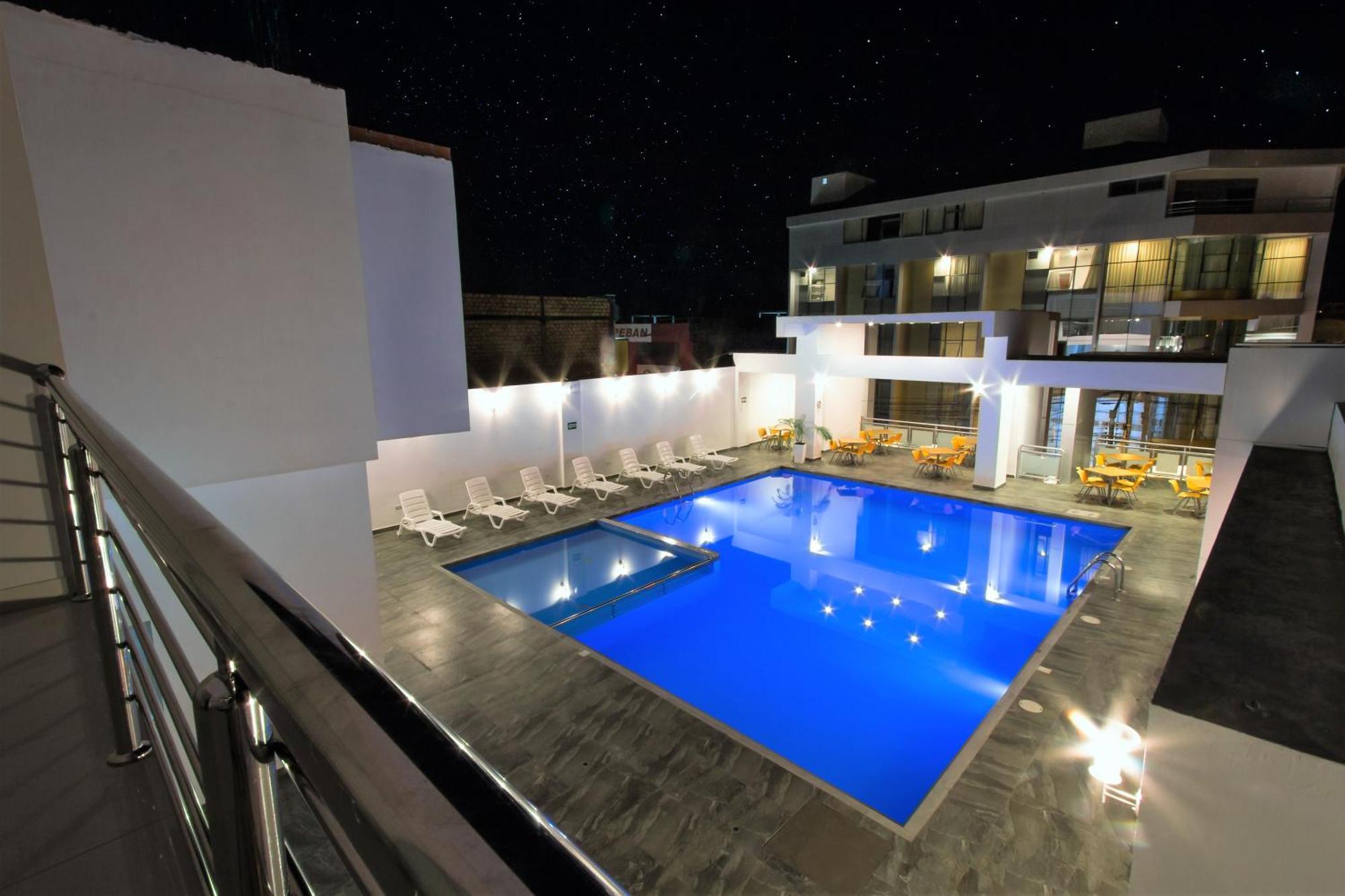 Cumbaza Hotel & Convenciones Tarapoto Luaran gambar