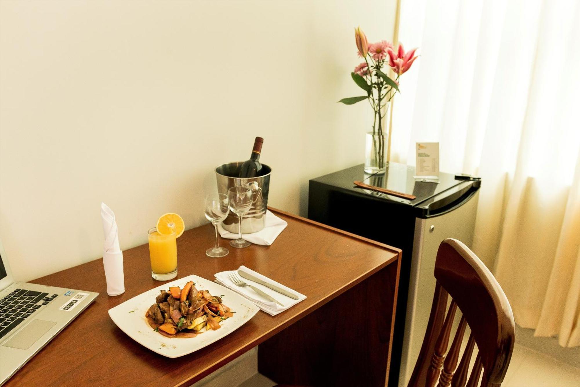 Cumbaza Hotel & Convenciones Tarapoto Luaran gambar