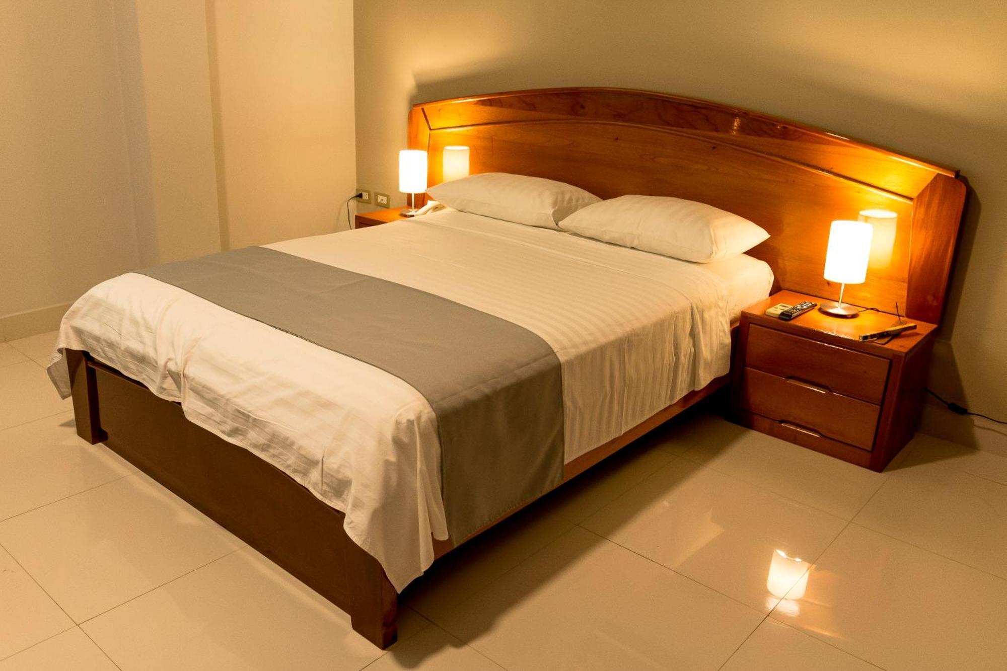 Cumbaza Hotel & Convenciones Tarapoto Luaran gambar