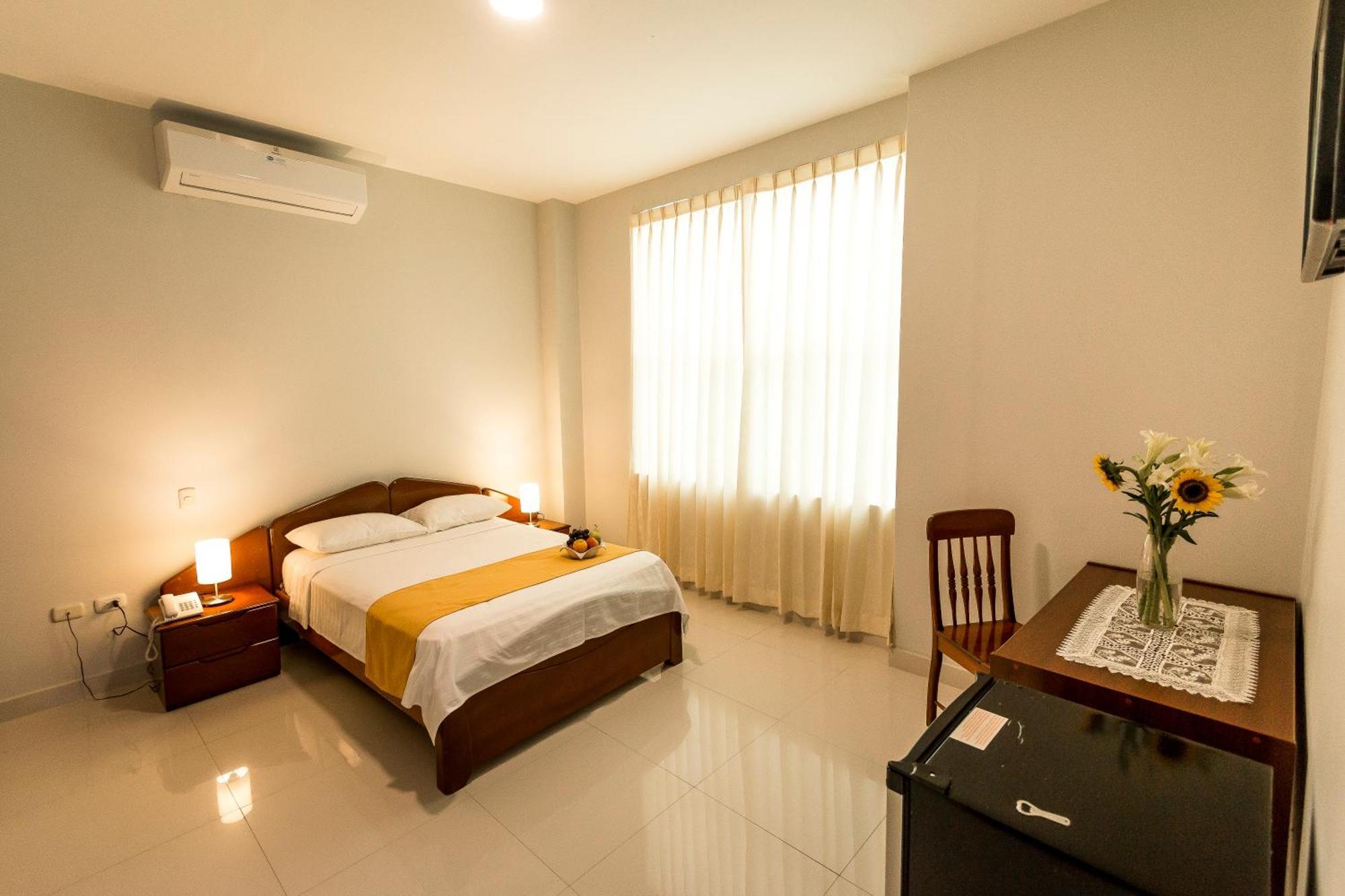 Cumbaza Hotel & Convenciones Tarapoto Luaran gambar