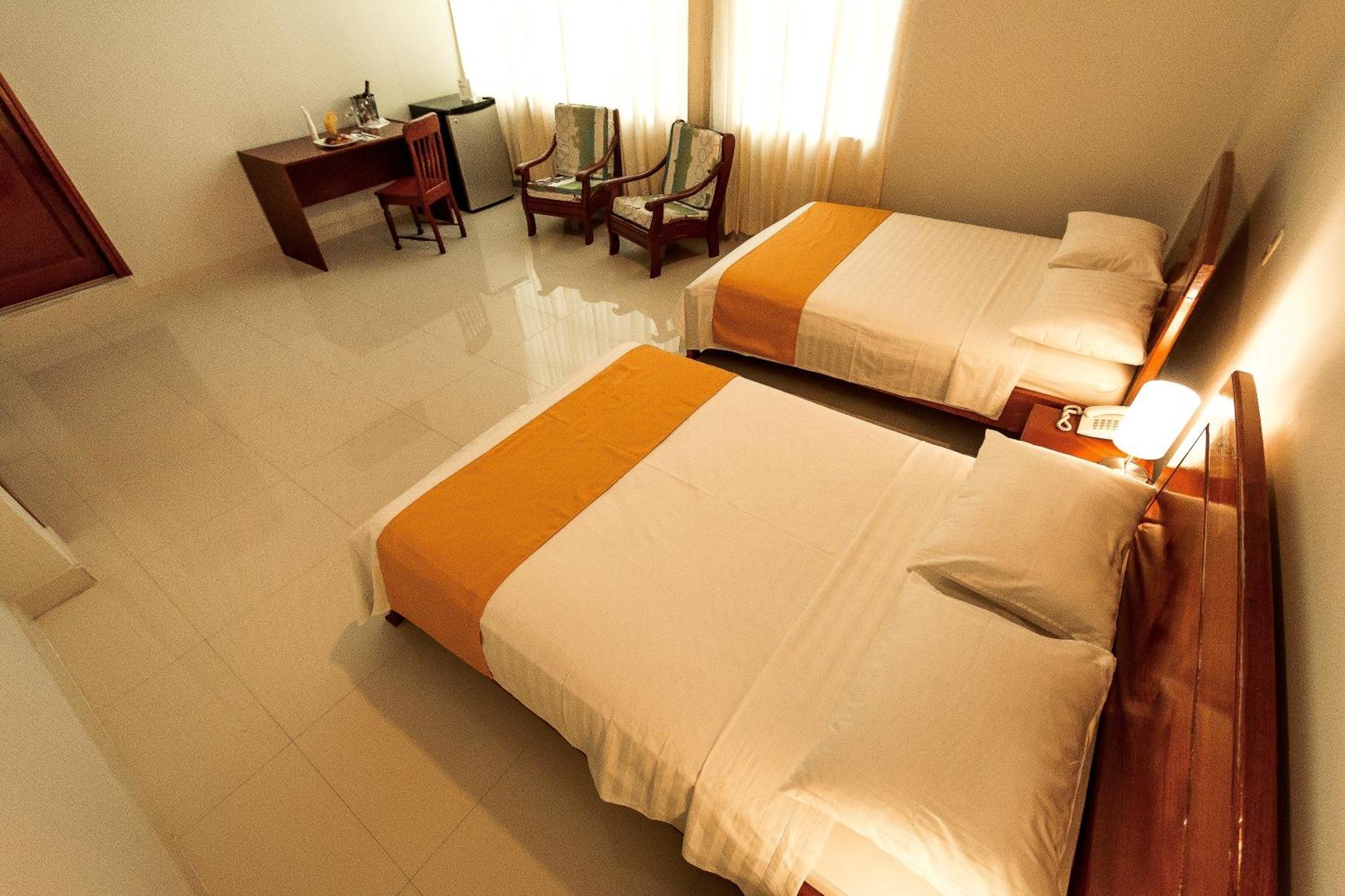 Cumbaza Hotel & Convenciones Tarapoto Luaran gambar